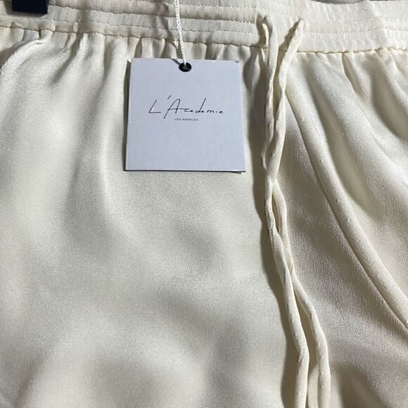 L Academie shorts Womens Sz small Silk Chiffon Elastic waist band Pull on New - Picture 7 of 12